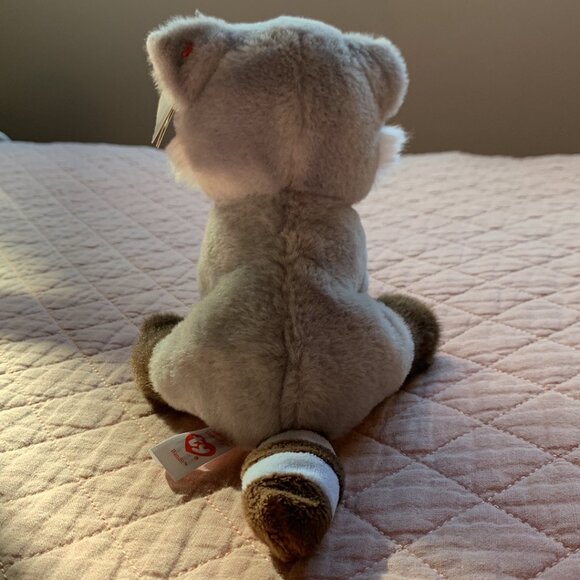 TY Beanie Baby - BANDIT the Raccoon (6 Inch) NEW - Picture 4 of 8
